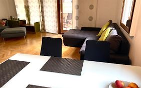 Budapest Heart By Gozsdu Apartment